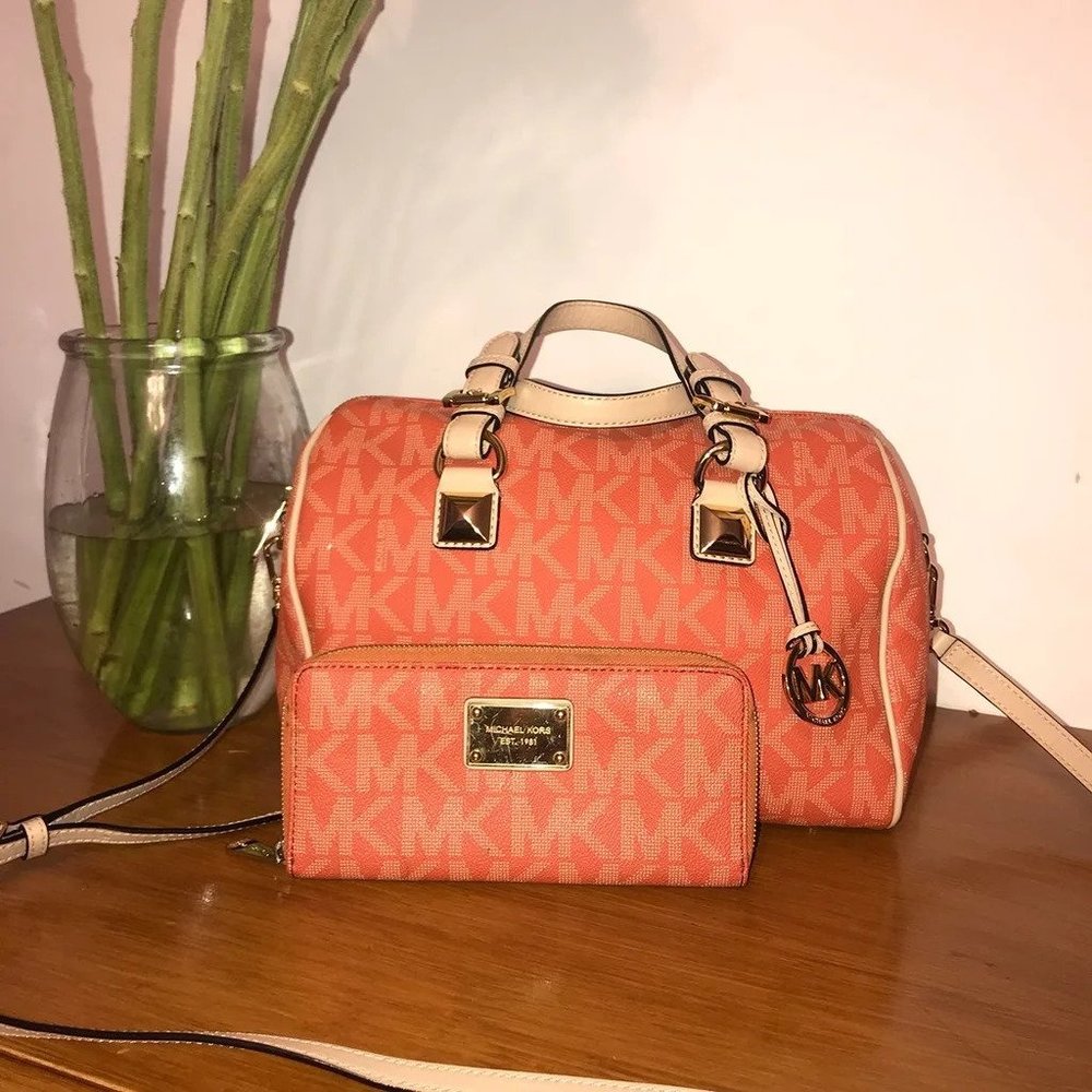 Limited Edition Micheal Kors Set